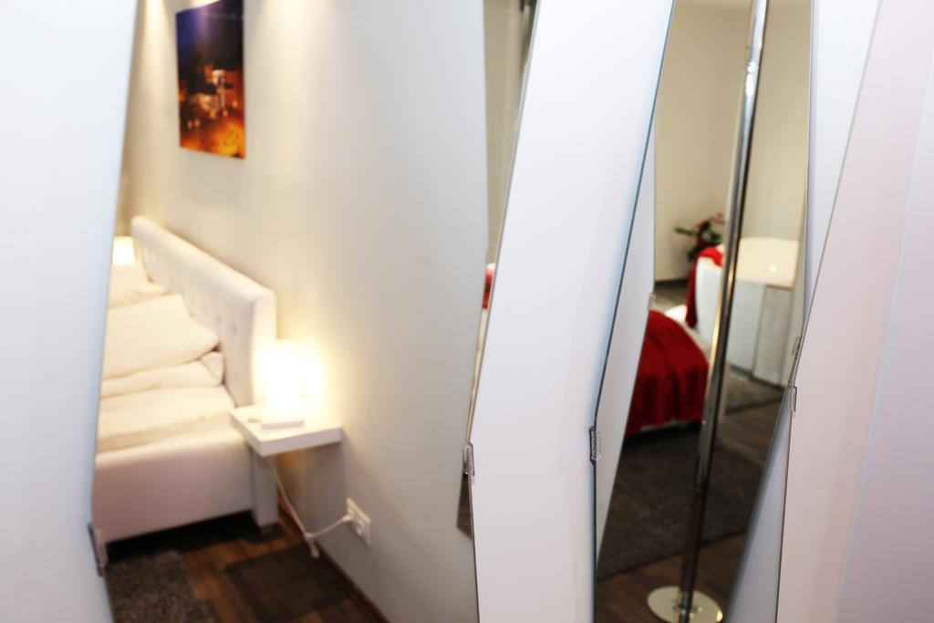 Velnök Luxus Apartman Makó Exterior foto